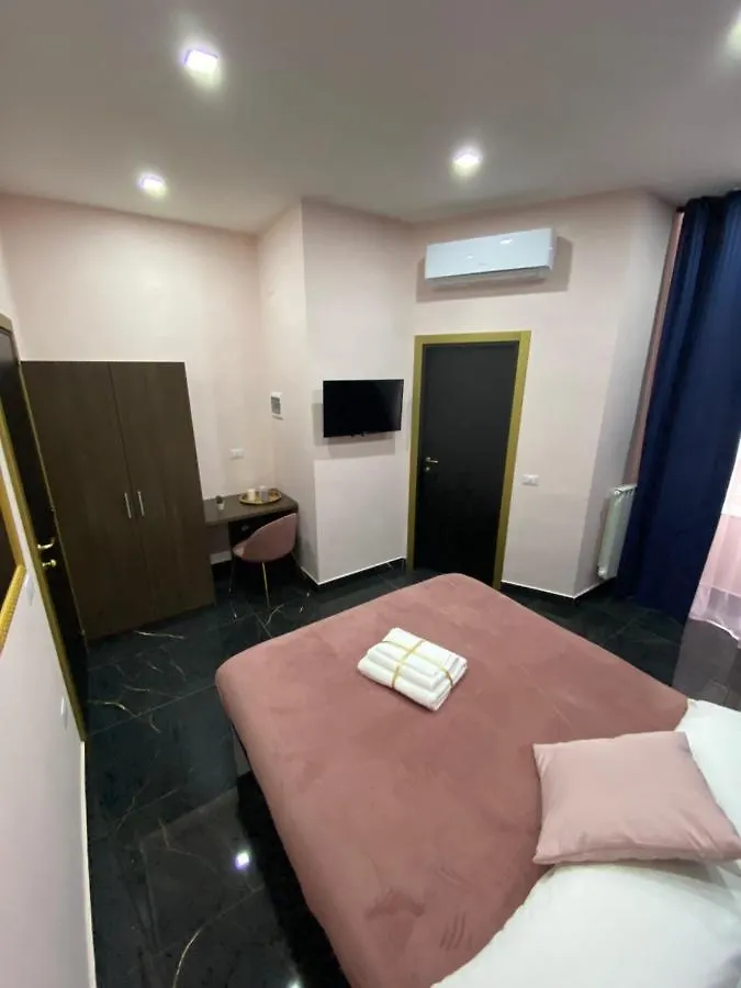Katarios Suite Naples Italy